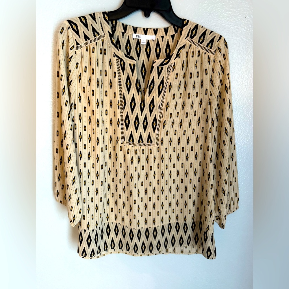 DR2 Tan Blouse Size Medium